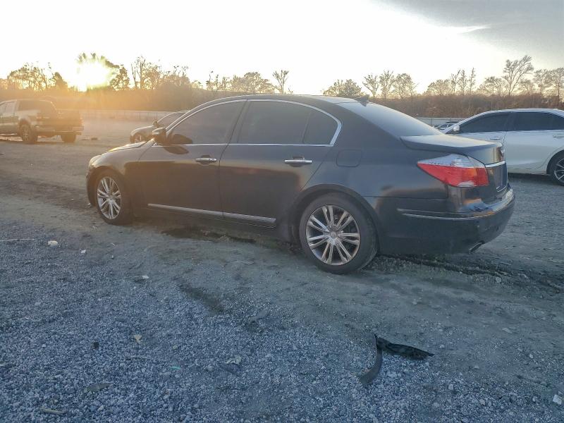 Photo 2 from auction – 2011 HYUNDAI GENESIS 4. with VIN KMHGC4DF1BU125706