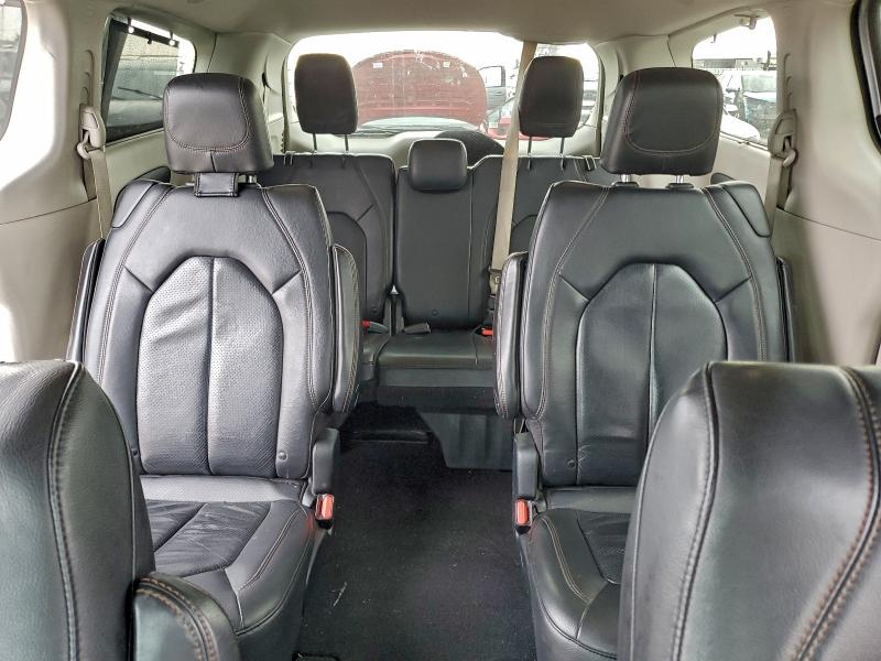 Photo 10 from auction – 2019 CHRYSLER PACIFICA T with VIN 2C4RC1BG2KR732413