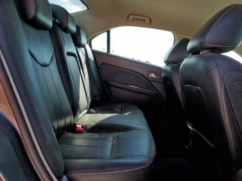Photo 10 from auction – 2010 MERCURY MILAN with VIN 3MEHM0JA7AR653410