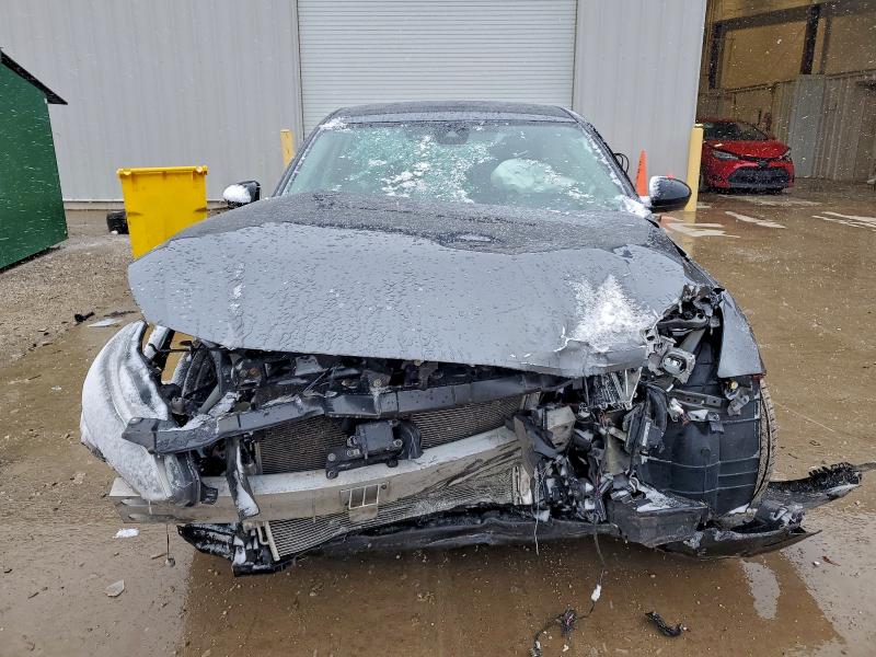 Photo 5 from auction – 2022 NISSAN ALTIMA SR with VIN 1N4BL4CWXNN367897