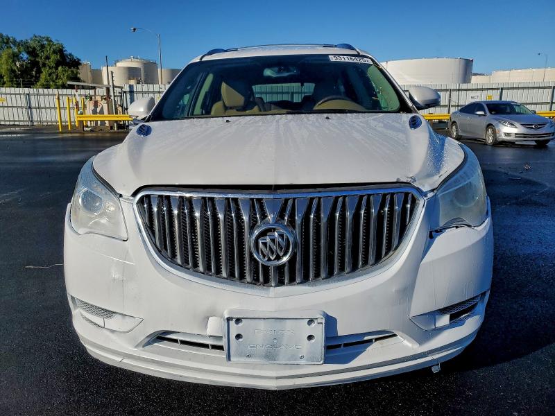 Photo 5 from auction – 2017 BUICK ENCLAVE with VIN 5GAKVBKD6HJ332263