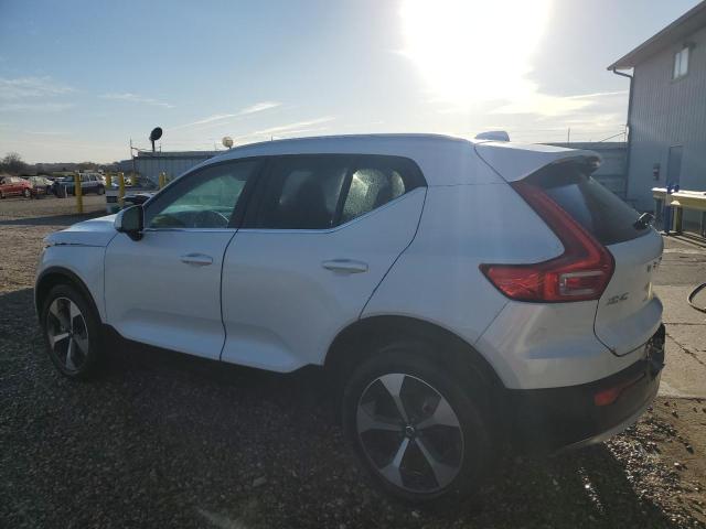 Photo 2 from auction – 2025 VOLVO XC40 PLUS with VIN YV4L12UE5S2481380