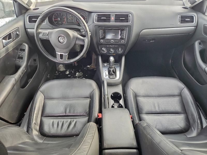 Photo 8 from auction – 2014 VOLKSWAGEN JETTA with VIN 3VWL07AJ9EM353111