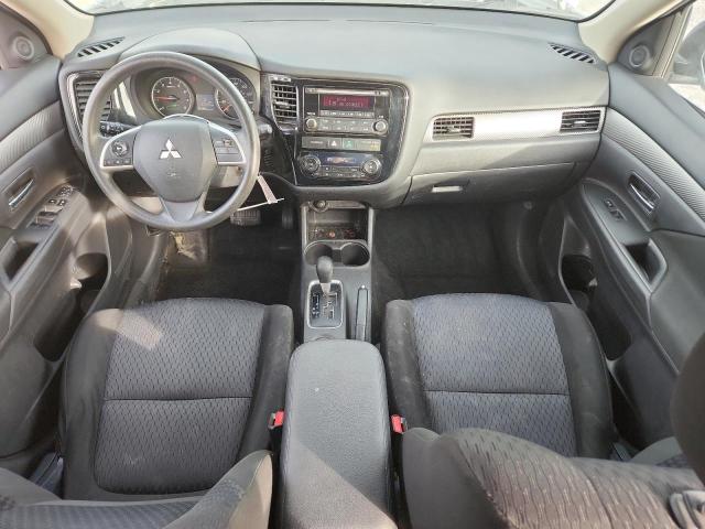 Photo 8 from auction – 2014 MITSUBISHI OUTLANDER with VIN JA4AD2A38EZ007787