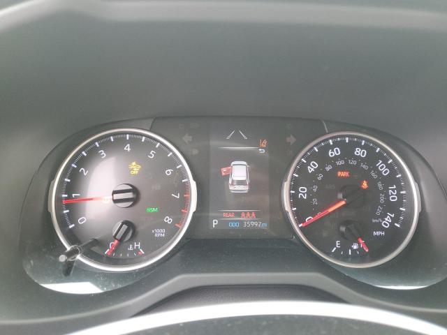 Photo 9 from auction – 2019 TOYOTA RAV4 XLE with VIN JTMP1RFV4KD515632