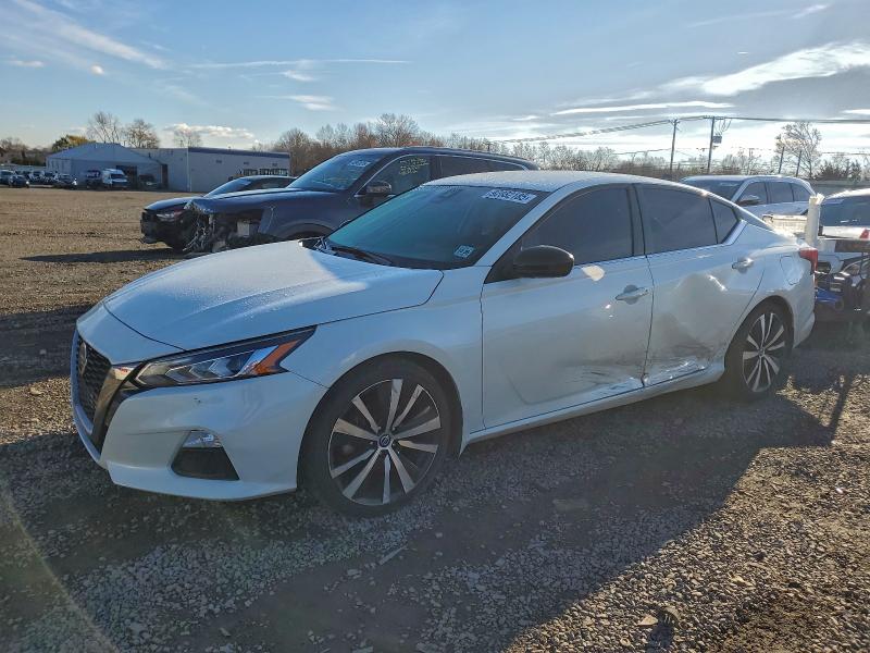 Photo 1 from auction – 2021 NISSAN ALTIMA SR with VIN 1N4BL4CV2MN327237