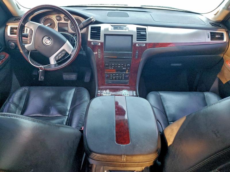 Photo 8 from auction – 2011 CADILLAC ESCALADE E with VIN 3GYT4MEF8BG148184