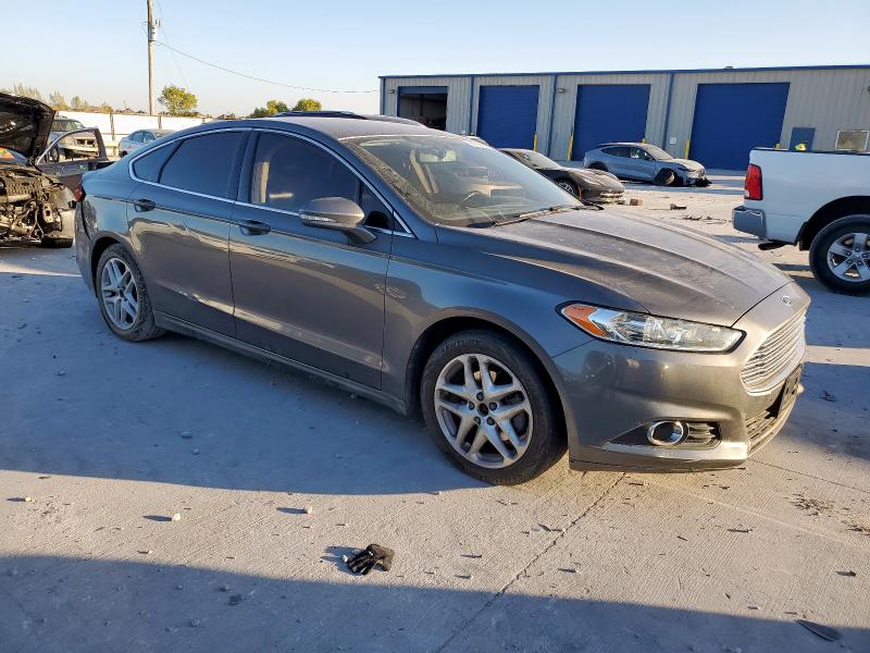 Photo 4 from auction – 2013 FORD FUSION SE with VIN 3FA6P0HR3DR360402