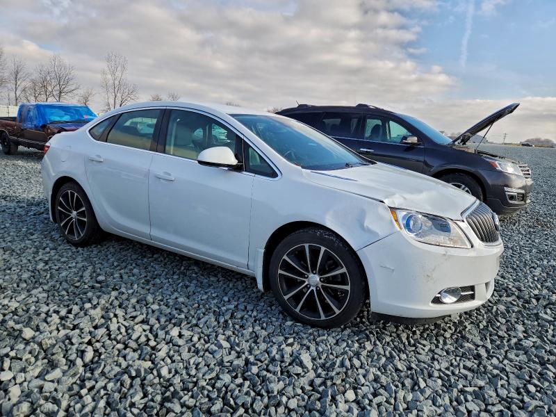 Photo 4 from auction – 2017 BUICK VERANO SPO with VIN 1G4PR5SK2H4122519