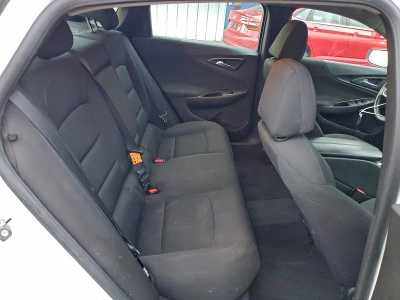 Photo 10 from auction – 2016 CHEVROLET MALIBU LT with VIN 1G1ZE5ST6GF189959