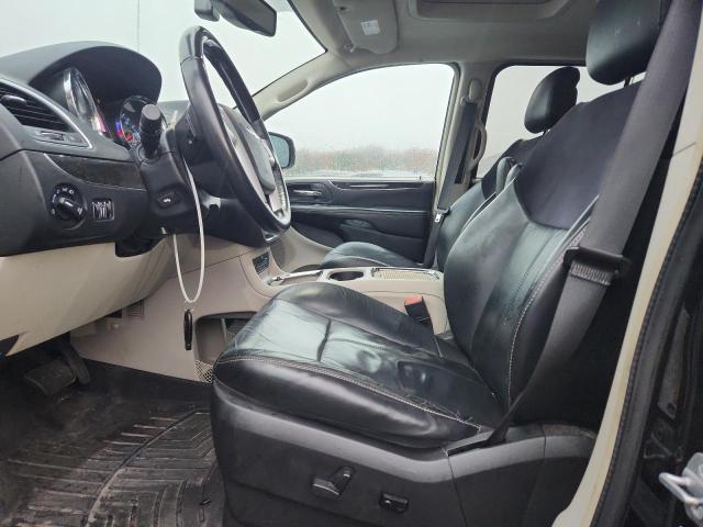 Photo 7 from auction – 2015 CHRYSLER TOWN & COU with VIN 2C4RC1GG0FR655863