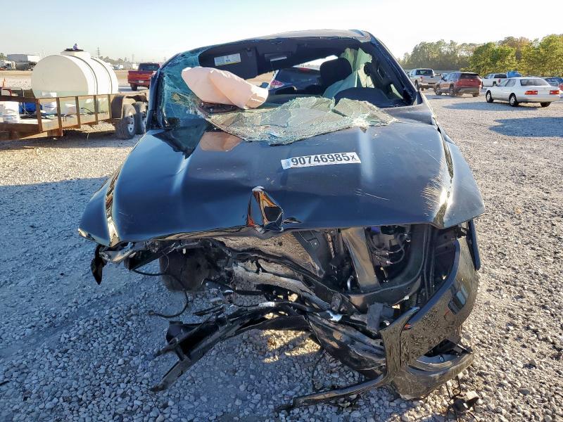 Photo 5 from auction – 2025 RAM 1500 with VIN 1C6RREFP4SN674003