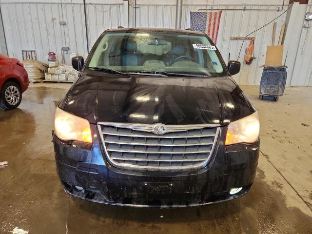 Photo 5 from auction – 2010 CHRYSLER TOWN & COU with VIN 2A4RR8D12AR451706