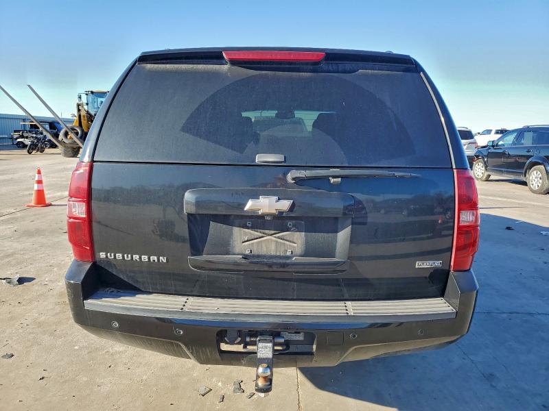 Photo 6 from auction – 2008 CHEVROLET SUBURBAN C with VIN 3GNFC16048G173002