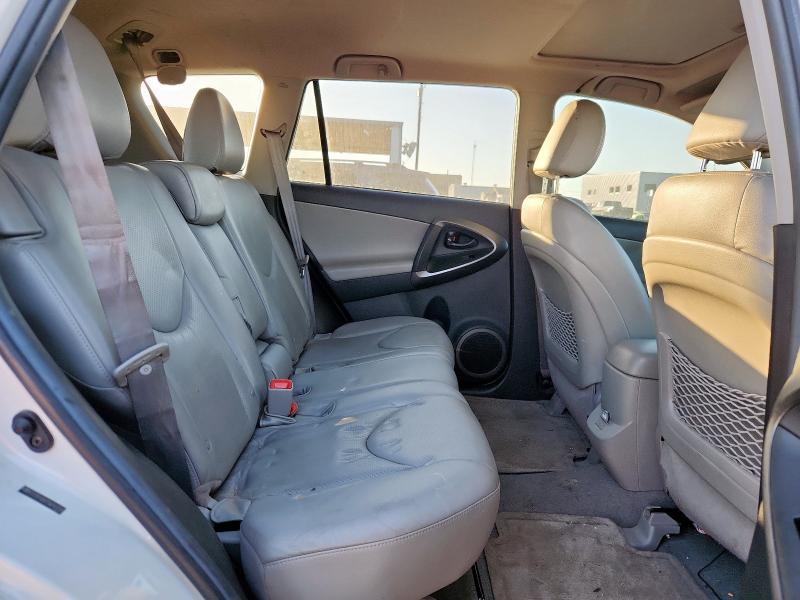 Photo 11 from auction – 2012 TOYOTA RAV4 LIMIT with VIN 2T3YF4DV7CW141226