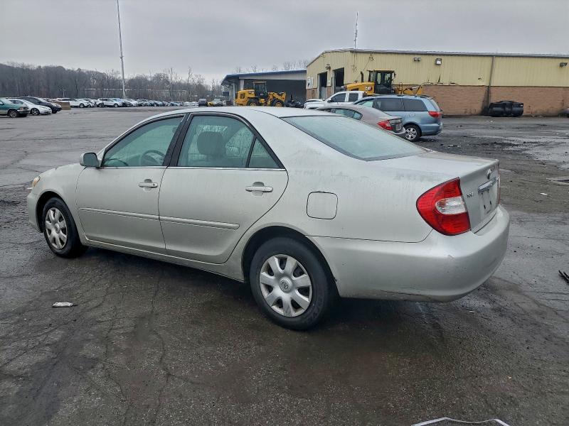 Photo 2 from auction – 2002 TOYOTA CAMRY LE with VIN 4T1BE32K52U075486