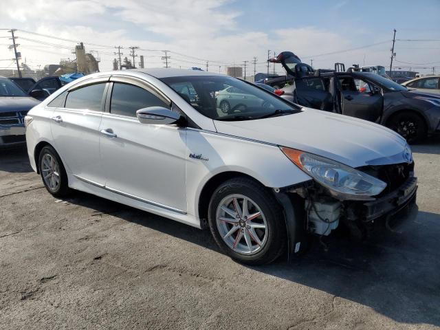 Photo 4 from auction – 2015 HYUNDAI SONATA HYB with VIN KMHEC4A44FA137592