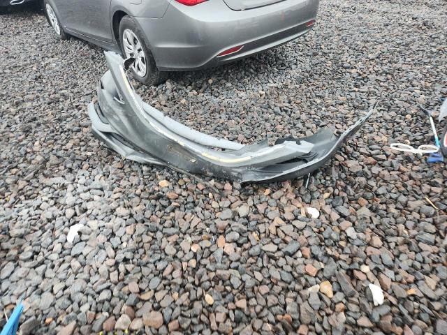 Photo 12 from auction – 2012 HYUNDAI SONATA with VIN 5NPEB4AC2CH464415