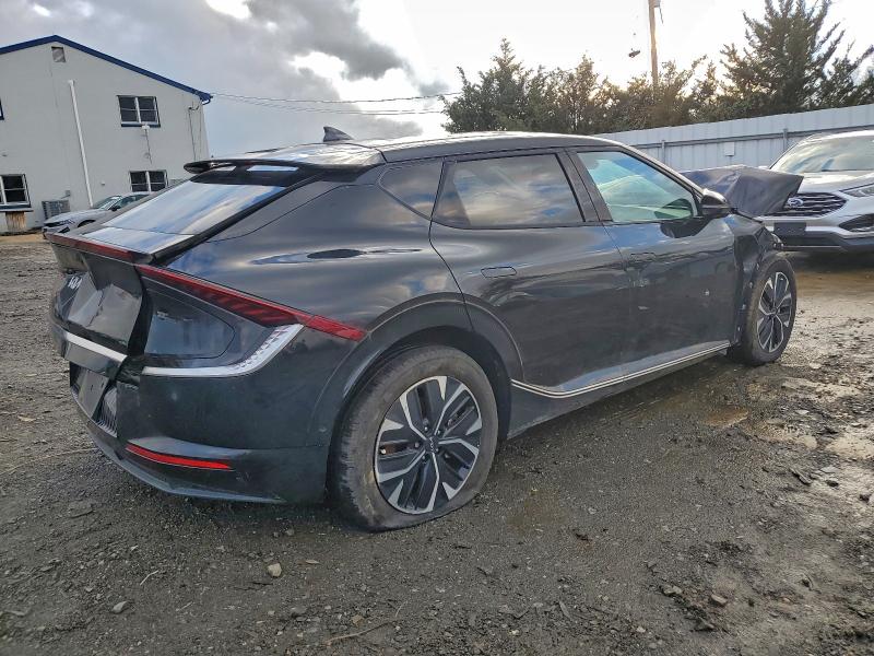 Photo 3 from auction – 2022 KIA EV6 LIGHT with VIN KNDC3DLC8N5038328