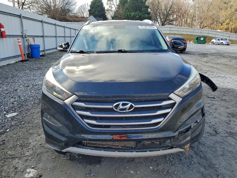 Photo 5 from auction – 2017 HYUNDAI TUCSON LIM with VIN KM8J33A26HU340461