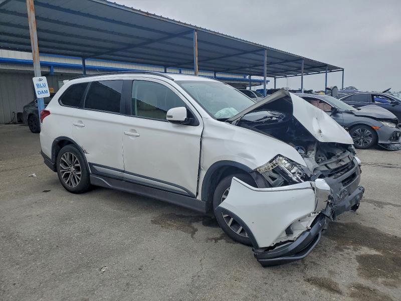 Photo 4 from auction – 2016 MITSUBISHI OUTLANDER with VIN JA4AD3A31GZ016243