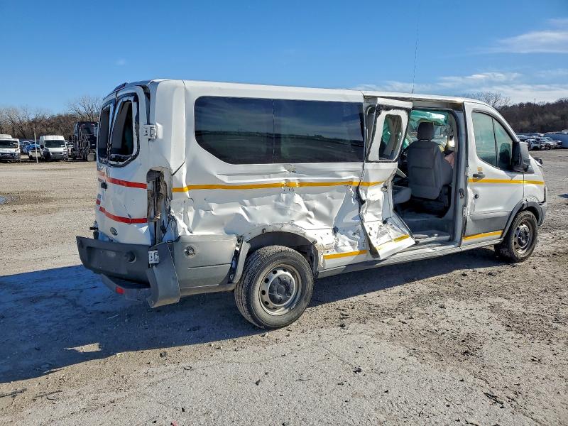 Photo 3 from auction – 2018 FORD TRANSIT T- with VIN 1FBZX2ZM2JKB36502