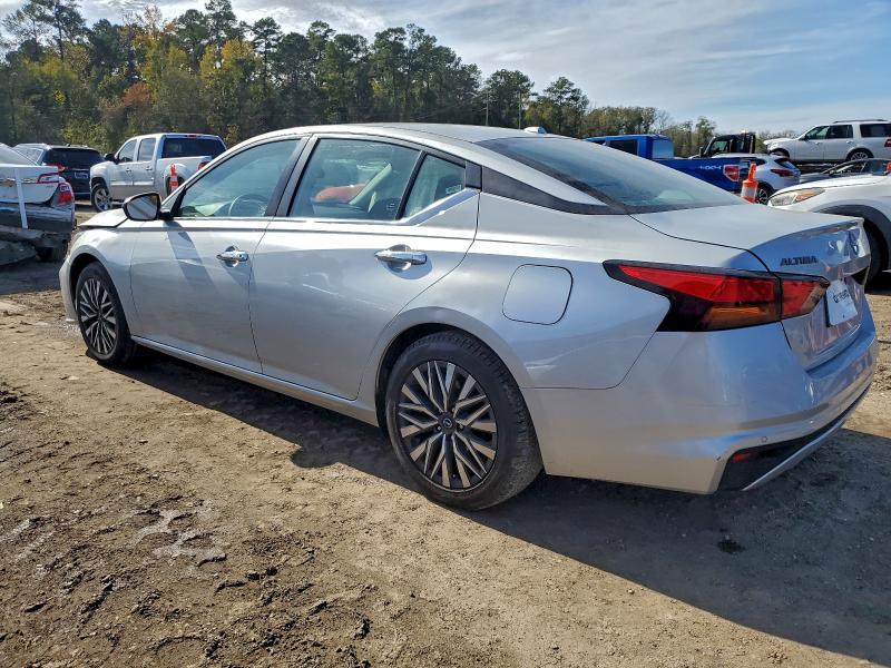 Photo 2 from auction – 2024 NISSAN ALTIMA SV with VIN 1N4BL4DV3RN376064