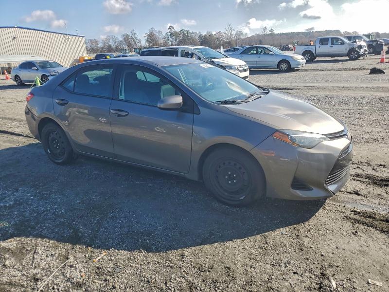 Photo 4 from auction – 2018 TOYOTA COROLLA L with VIN 2T1BURHE1JC101296