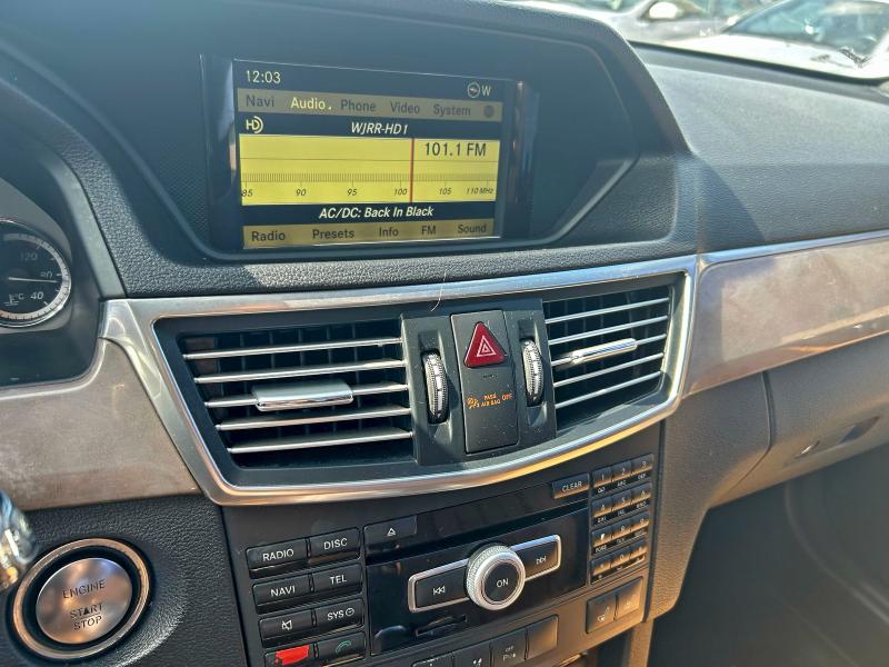 Photo 11 from auction – 2012 MERCEDES-BENZ E 350 with VIN WDDHF5KB2CA545439