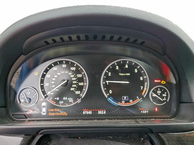 Photo 9 from auction – 2013 BMW 528 XI with VIN WBAXH5C51DDW13865
