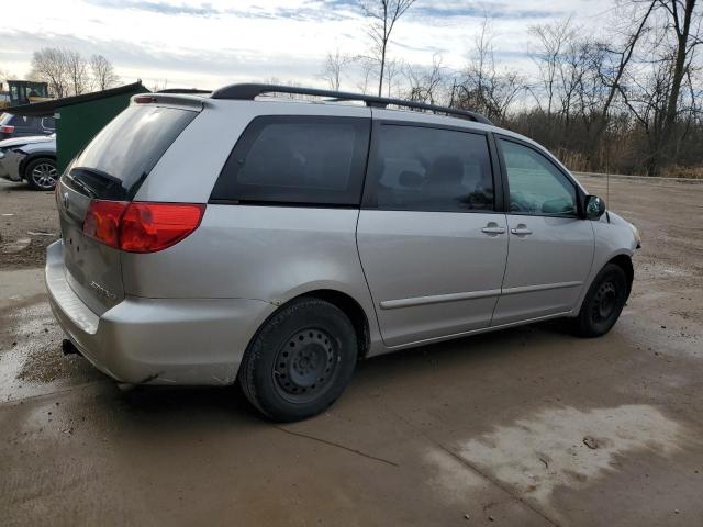 Photo 3 from auction – 2010 TOYOTA SIENNA CE with VIN 5TDKK4CC5AS331557