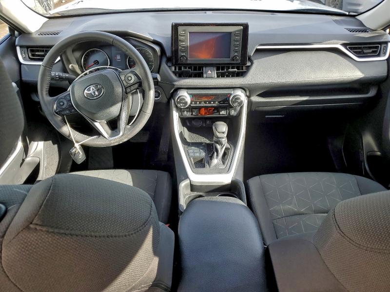 Photo 8 from auction – 2021 TOYOTA RAV4 XLE with VIN 2T3R1RFVXMC224889