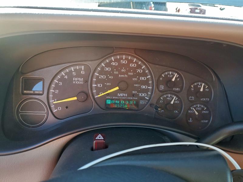 Photo 9 from auction – 2001 CHEVROLET SUBURBAN with VIN 3GNFK16T41G133120