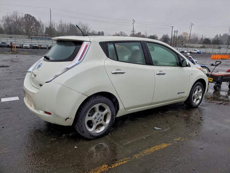Photo 3 from auction – 2011 NISSAN LEAF SV with VIN JN1AZ0CP9BT005107