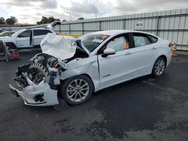 FORD FUSION SE 2019 with VIN 3FA6P0LU0KR206738 - Photo from auction