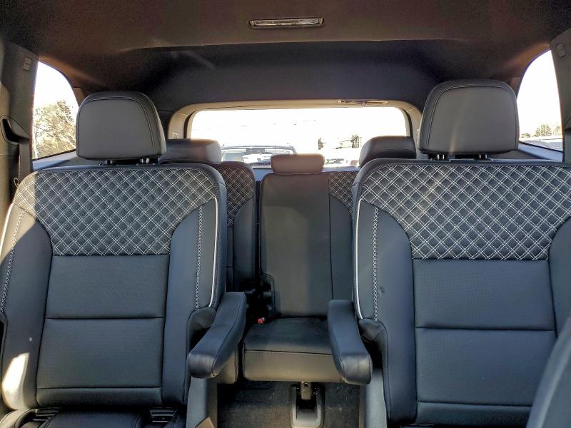 Photo 10 from auction – 2025 GMC ACADIA DEN with VIN 1GKENRRS1SJ295207