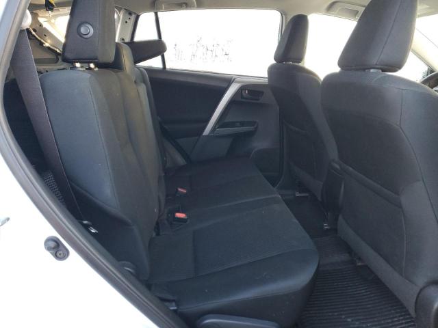 Photo 11 from auction – 2018 TOYOTA RAV4 LE with VIN 2T3BFREV1JW745174