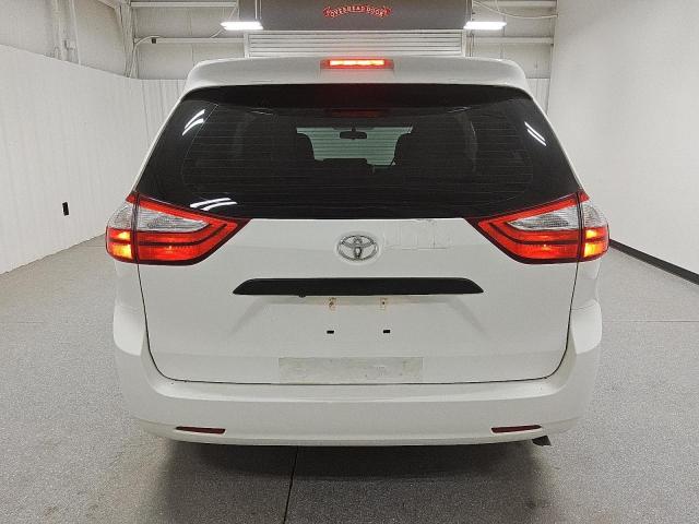 Photo 6 from auction – 2016 TOYOTA SIENNA with VIN 5TDZK3DC3GS730290