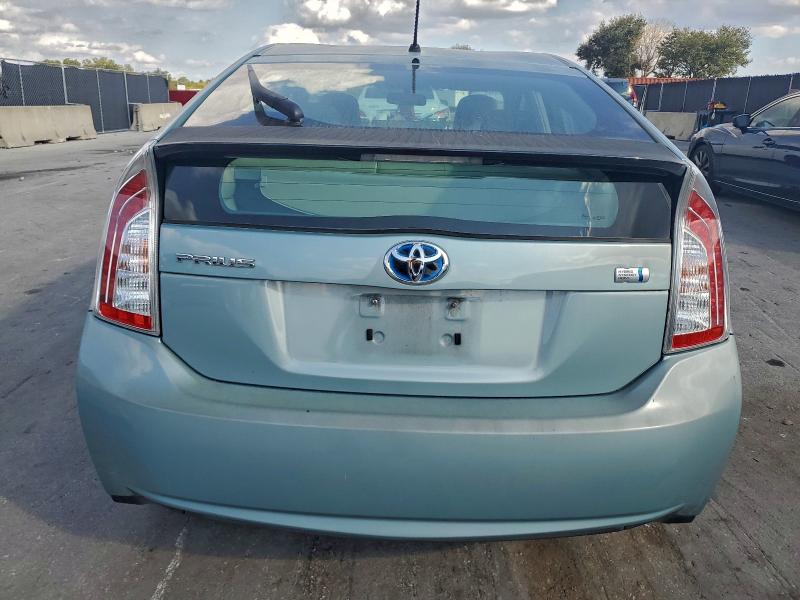 Photo 6 from auction – 2013 TOYOTA PRIUS with VIN JTDKN3DU8D5585556