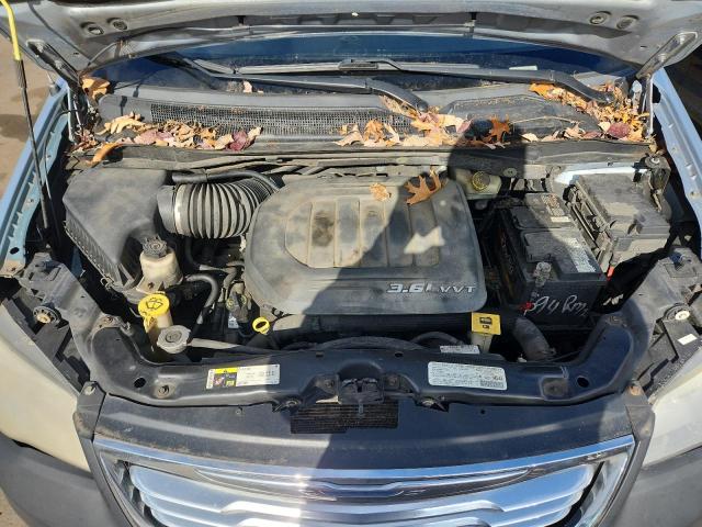 Photo 11 from auction – 2013 CHRYSLER TOWN & COU with VIN 2C4RC1BG7DR621584