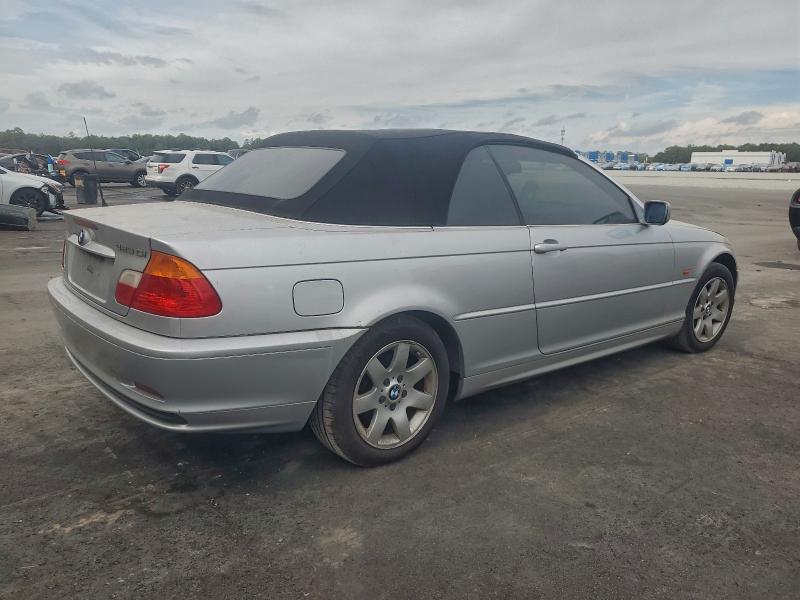Photo 3 from auction – 2000 BMW 325 with VIN WBABR334XYEA82896