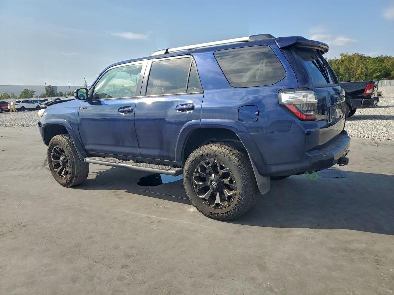 Photo 2 from auction – 2019 TOYOTA 4RUNNER SR with VIN JTEZU5JR7K5207752