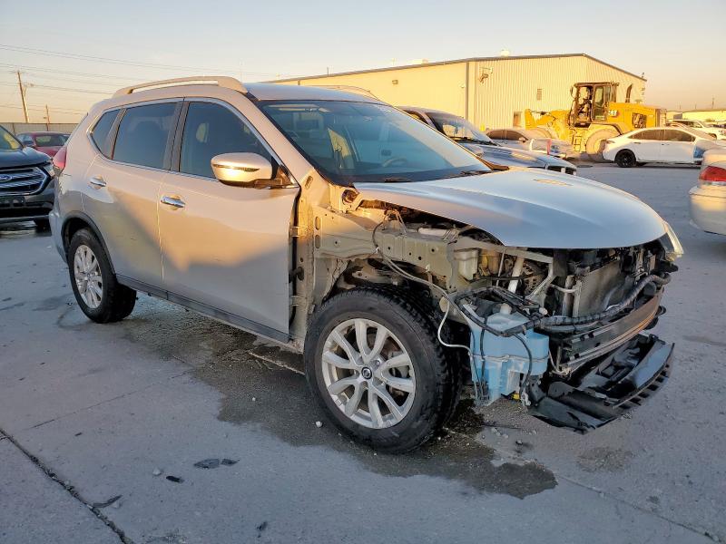 Photo 4 from auction – 2017 NISSAN ROGUE with VIN 5N1AT2MT6HC837613