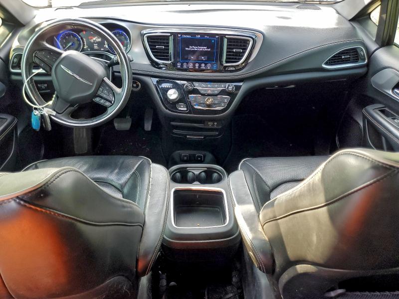 Photo 8 from auction – 2018 CHRYSLER PACIFICA L with VIN 2C4RC1GG8JR171545