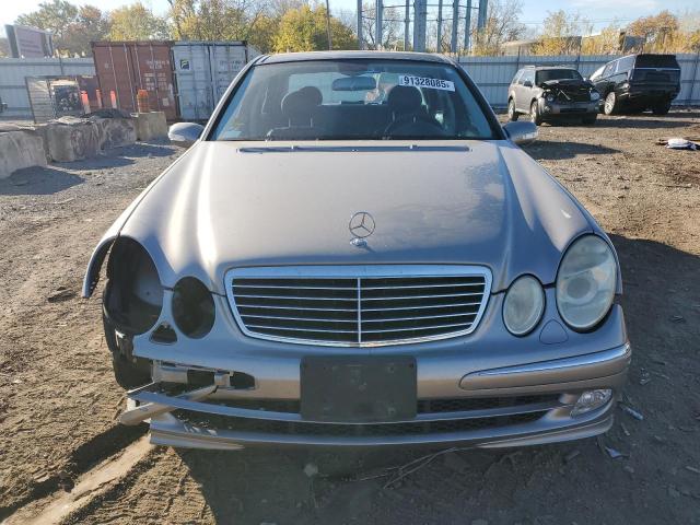 Foto 5 de la subasta – 2004 MERCEDES-BENZ E con VIN WDBUF65J24A489262