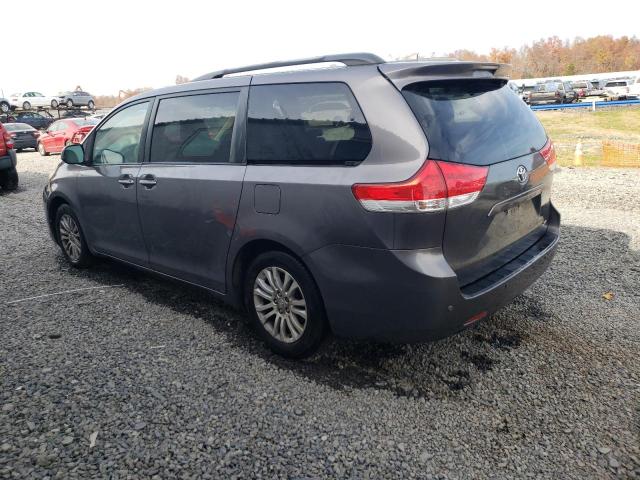 Photo 2 from auction – 2011 TOYOTA SIENNA XLE with VIN 5TDYK3DC4BS117499