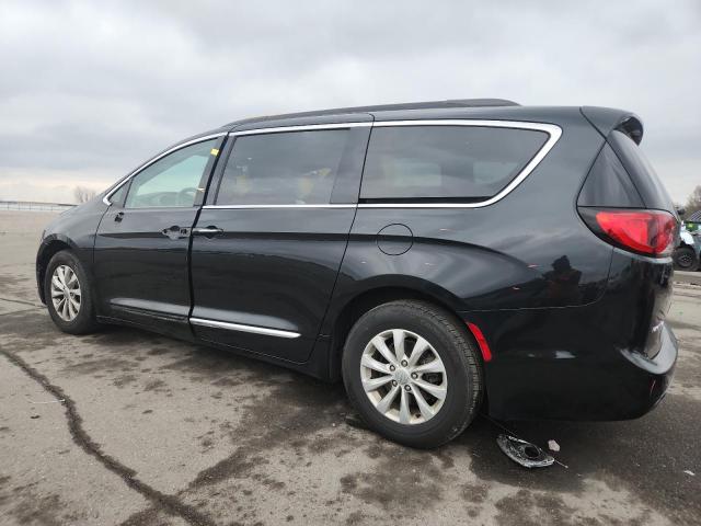 Photo 2 from auction – 2017 CHRYSLER PACIFICA with VIN 2C4RC1BG4HR711684