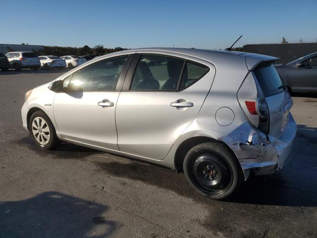 Photo 2 from auction – 2014 TOYOTA PRIUS C with VIN JTDKDTB38E1068053