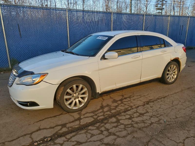 CHRYSLER 200 TOURIN 2014 with VIN 1C3CCBBB5EN231618 - Photo from auction