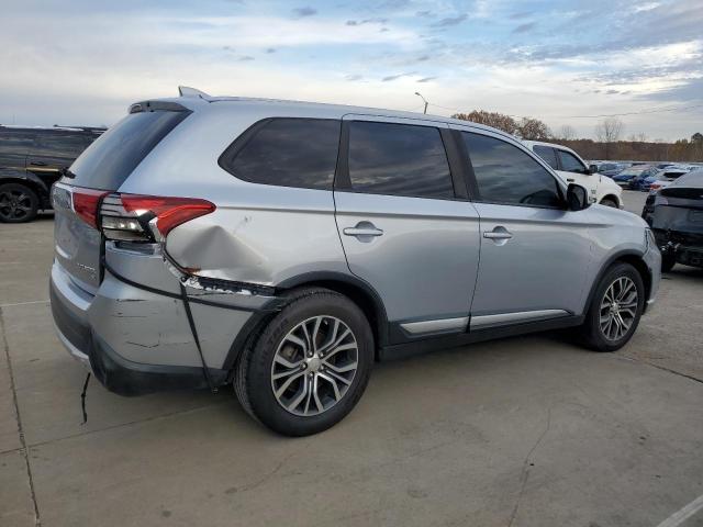 Photo 3 from auction – 2017 MITSUBISHI OUTLANDER with VIN JA4AD3A36HZ027451